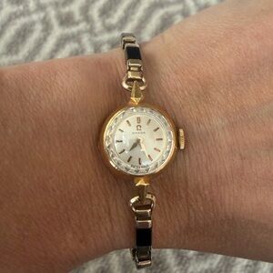 Vintage Ladies Omega Crystal Cut Cocktail Dress Watch with stretchy band.